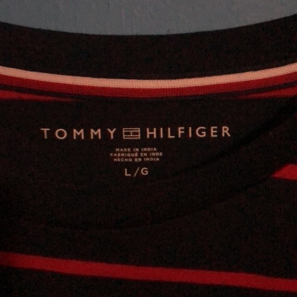 Tommy Hilfiger tshirt new size large - Picture 4 of 6